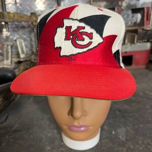 Kanas City Cheifs Logo Athletic Cream and Red Cap shark fin